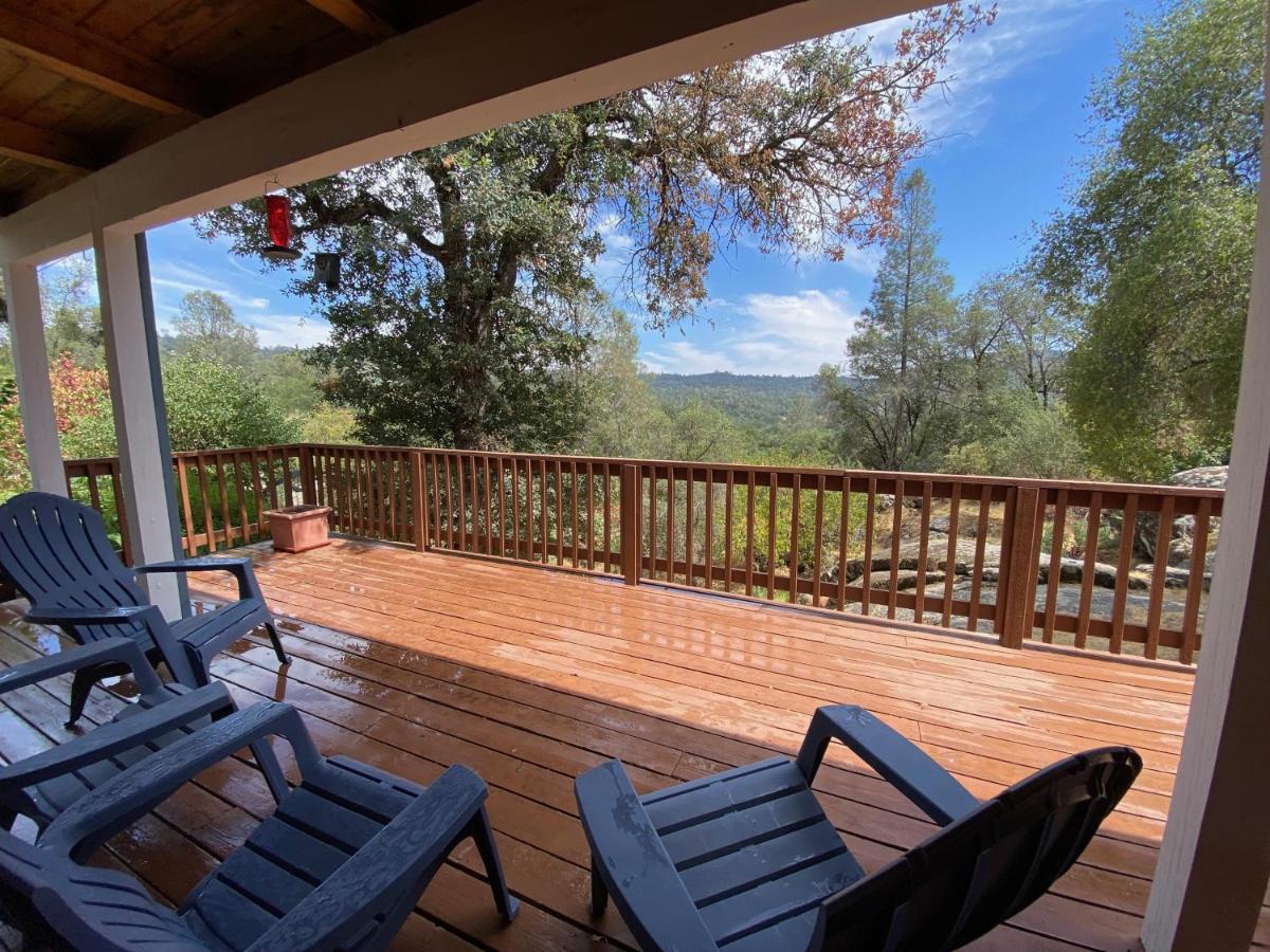 Peaceful & Secluded, Yet Close To Town.